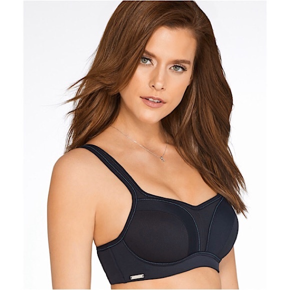 Chantelle High Impact Underwire Sports Bra - Picture 5 of 8